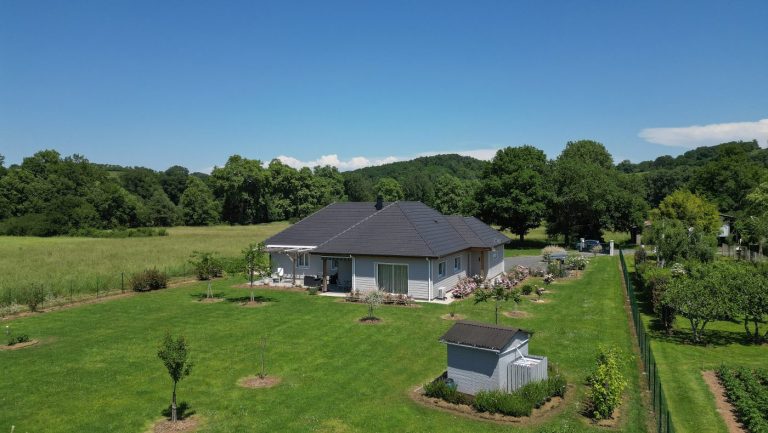Maison ossature bois de plain-pied réalisée par GOUNY TMB à Allassac en Corrèze
